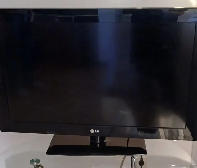 Продажа телевизора и обогревателя - Продукты питания в Хабаровск