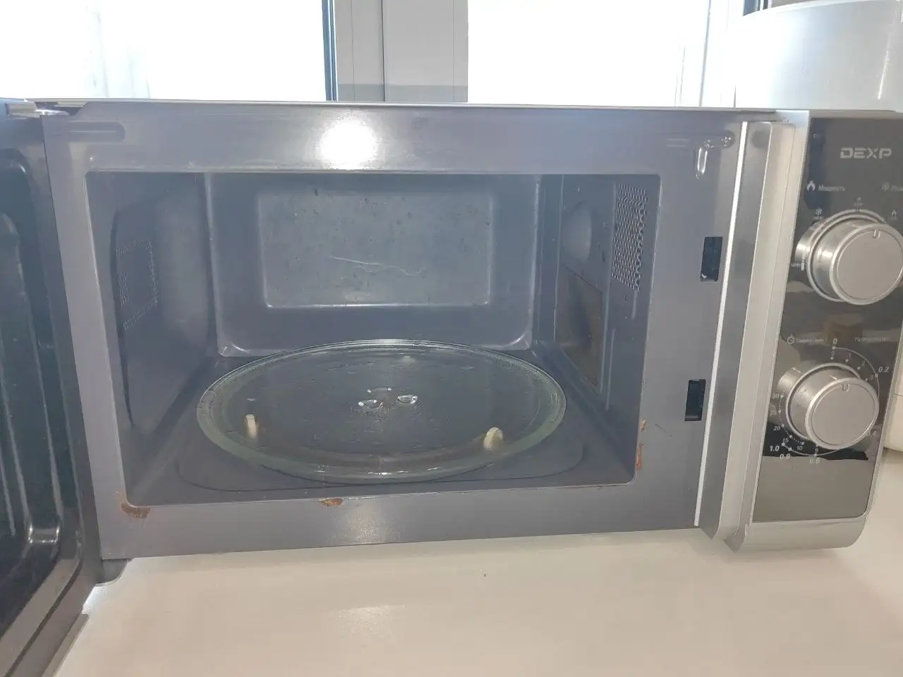 Продам микроволновую печь - Кухонная техника (Электроника) в Хабаровск