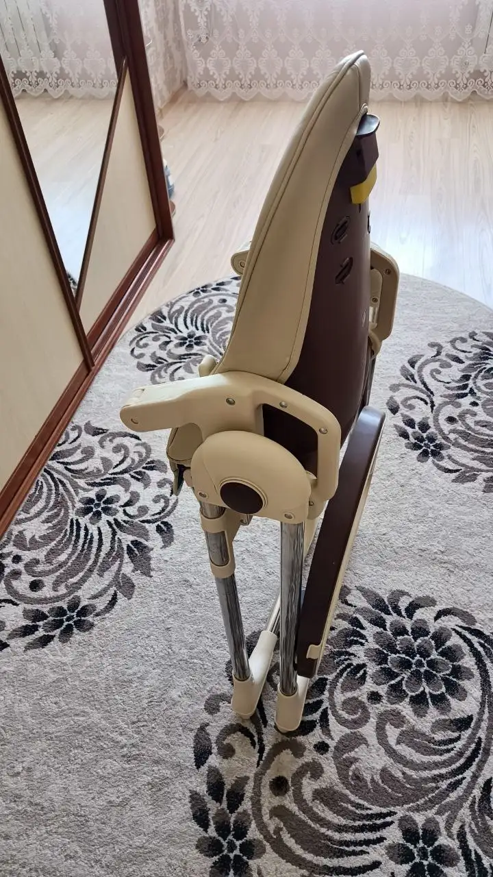 Продам детский стул для кормления б/у - Детская мебель (Товары для детей) в Хабаровск