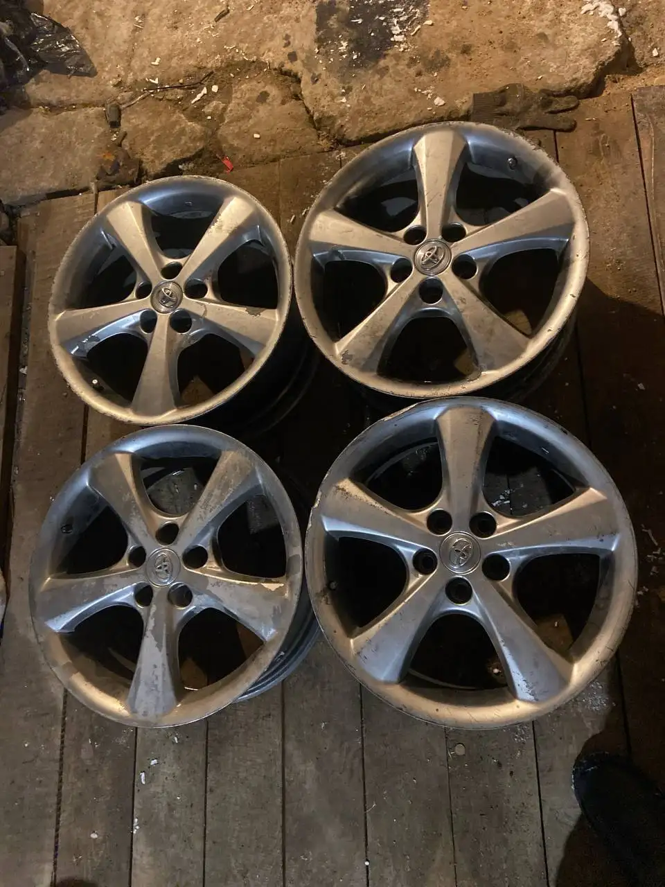 Продам шины 5.114/3 r18 - Шины и диски (Запчасти) в Хабаровск