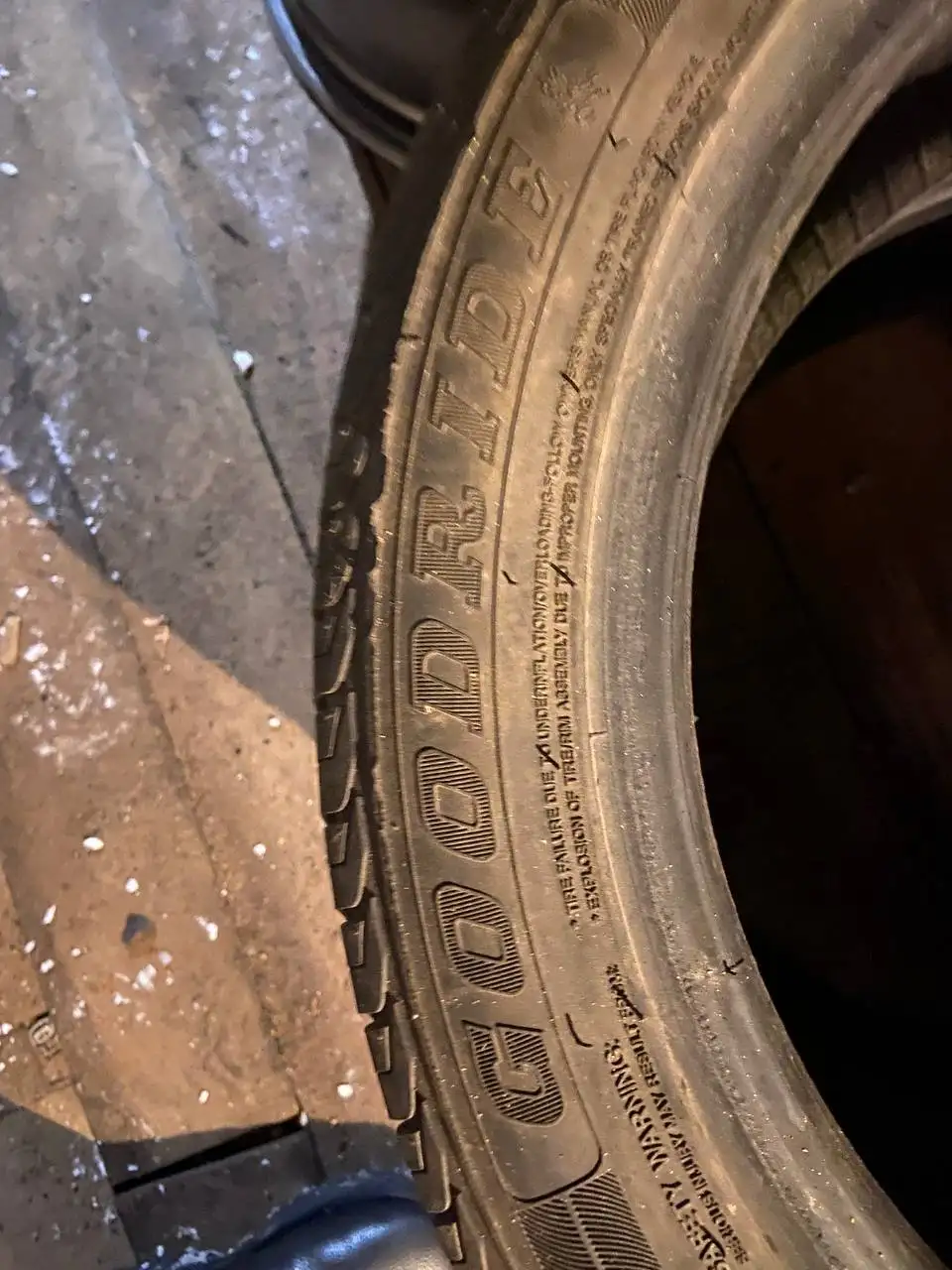 Продажа летних и зимних автомобильных шин - Шины и диски (Авто) в Хабаровск