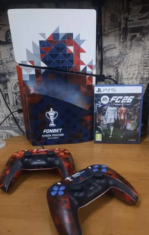 PlayStation 5 Slim с брендингом Кубок России по футболу - Мониторы в Хабаровск