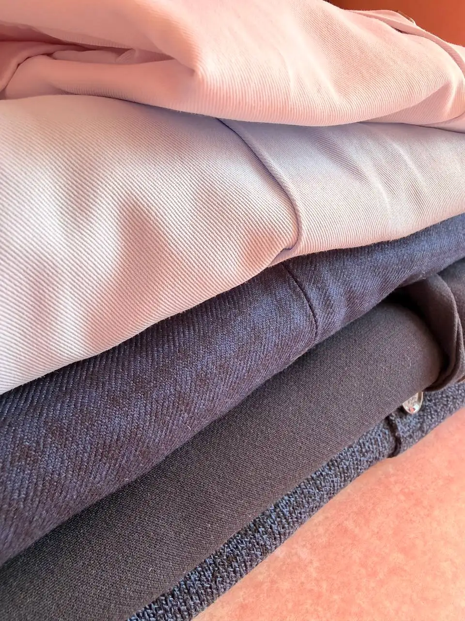 Мужская одежда пакетом: рубашки, брюки, кардиган, пиджак - Мужская одежда (Одежда) в Хабаровск