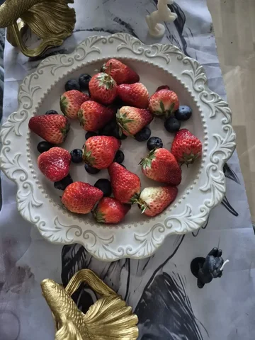 Керамические тарелки 28 см - Средства гигиены и бытовая химия в Хабаровск