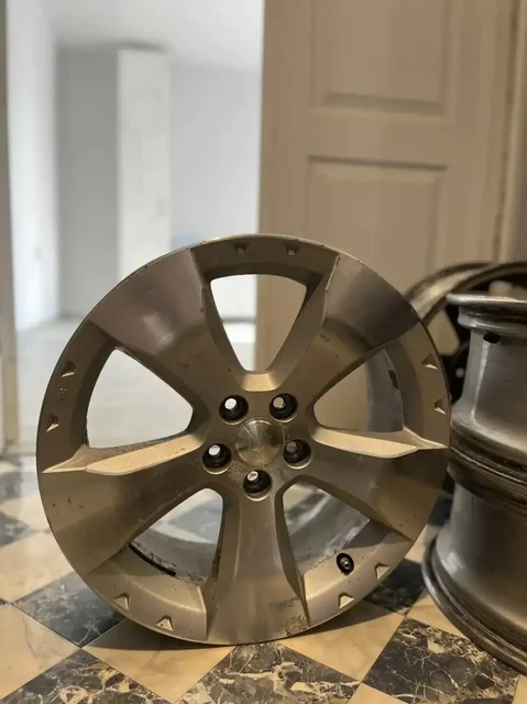 Продам штатные диски с Ford Focus 3 поколение, 17 радиус - Авто в Хабаровск