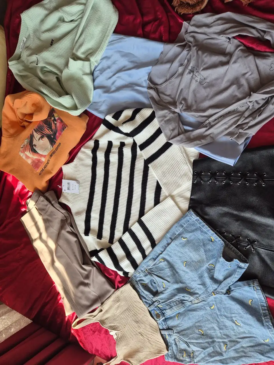 Вещи на девочку размера XS - Барахолка в Хабаровск