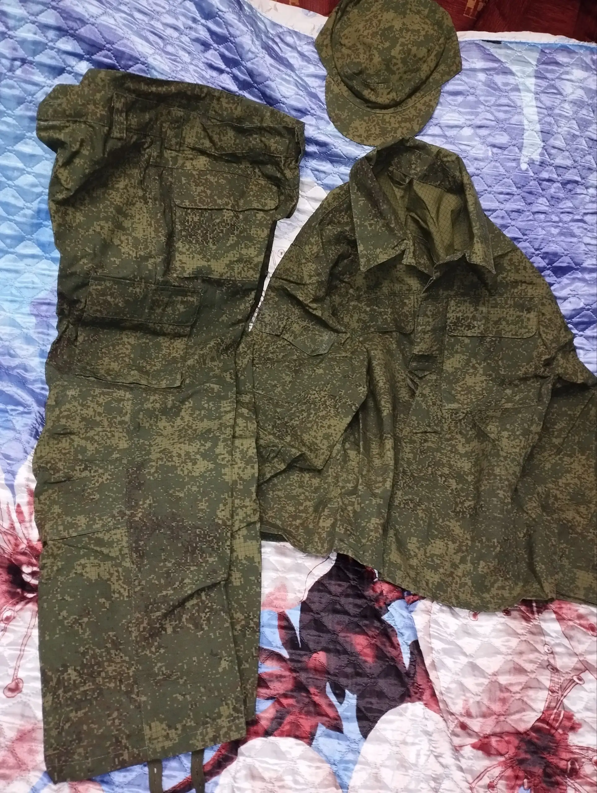 Продам р - 50 - Барахолка в Хабаровск