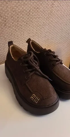 Кроссовки размер 39, легкие - Куртки в Хабаровск