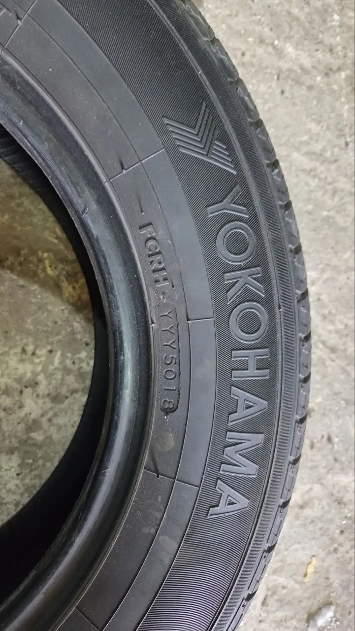 Продажа летних шин LT 165/80/14 с Nissan NV200 - Шины (Запчасти) в Хабаровск