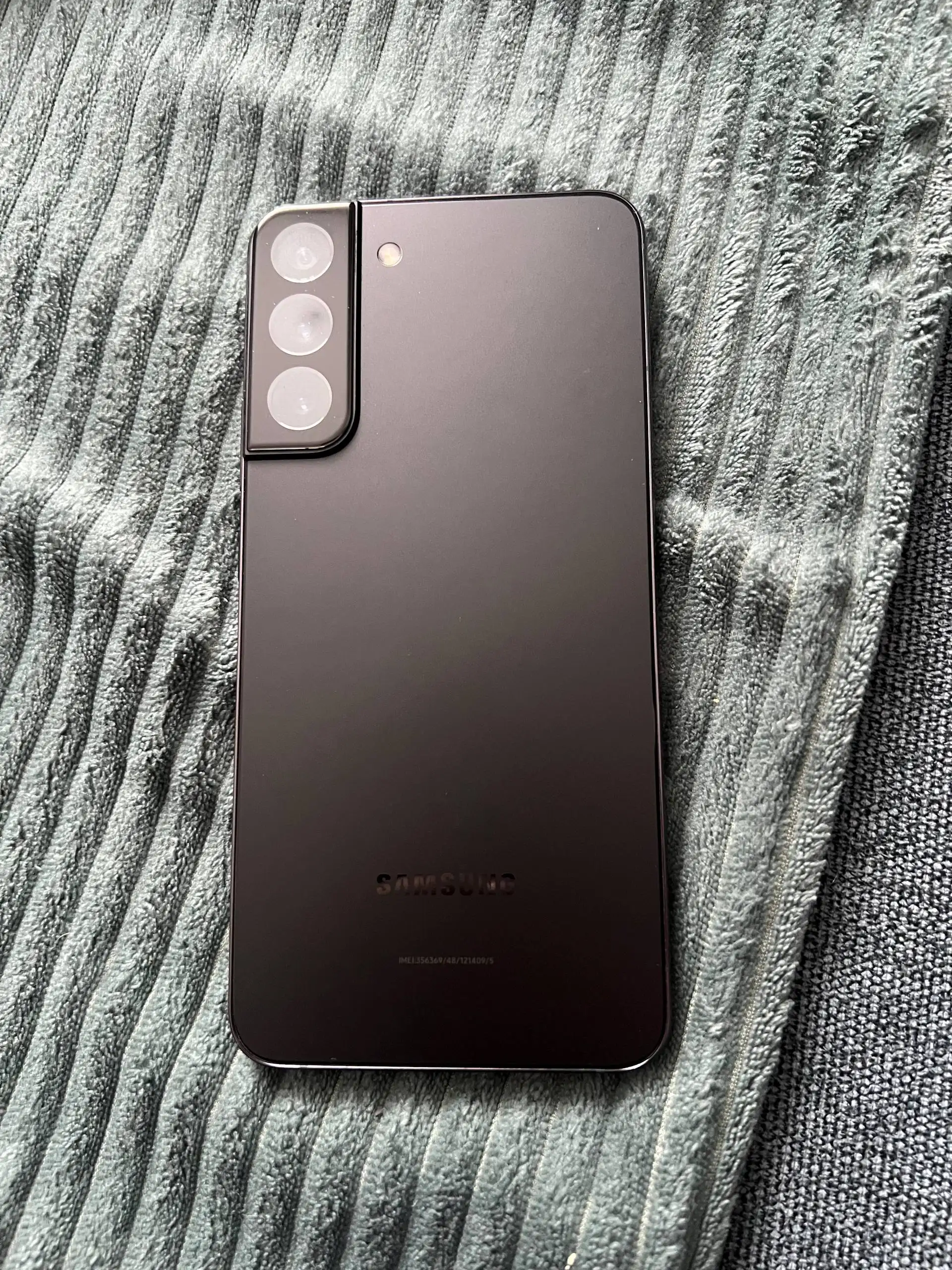 Продам Samsung Galaxy S22+ 128 ГБ в идеальном состоянии - Смартфоны (Электроника) в Хабаровск