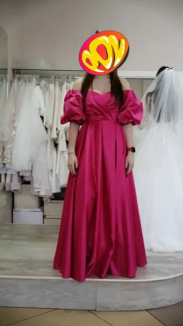 Вечернее платье в цвете фуксия - Куртки в Хабаровск