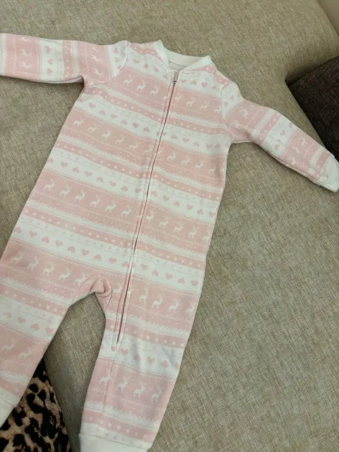 Продажа 2 теплых слипов Sinsay размер 86 - Куртки в Хабаровск