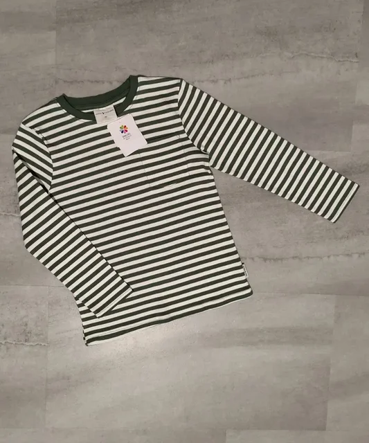 Кофта для мальчика размер 122 - Куртки в Хабаровск