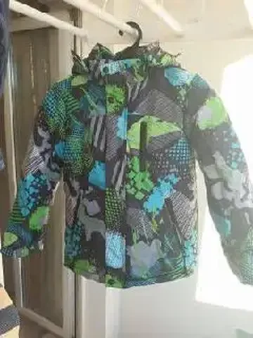 Пуховик детский новый размер 140-146 - Куртки в Хабаровск