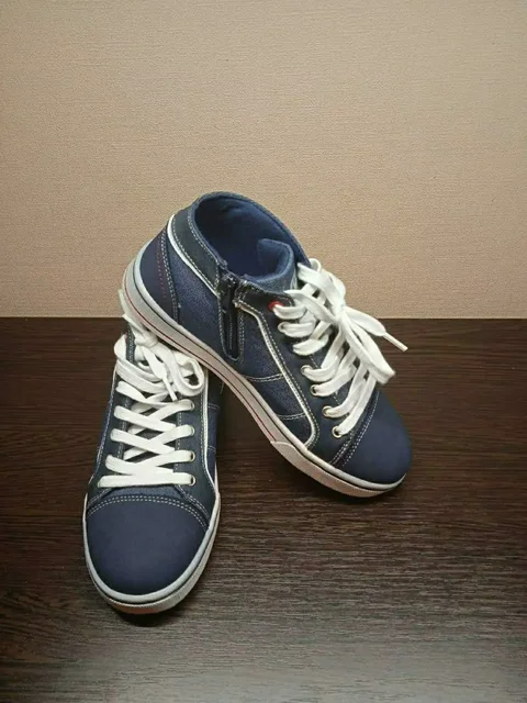 Кеды новые, размер 33 - Ножи в Хабаровск