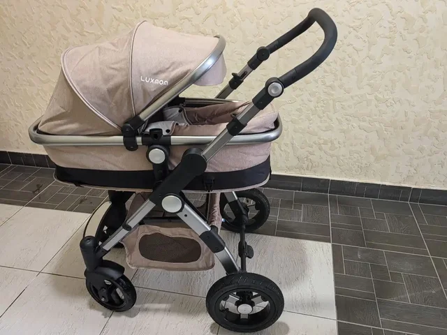 Продам коляску в отличном состоянии - Переноски в Хабаровск