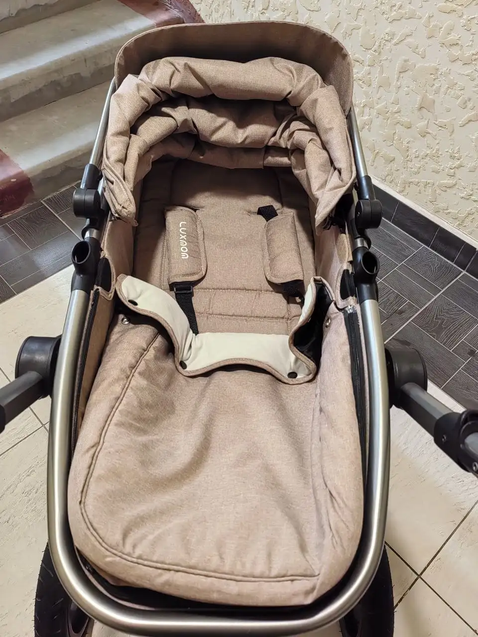 Продам коляску в отличном состоянии - Коляски (Товары для детей) в Хабаровск