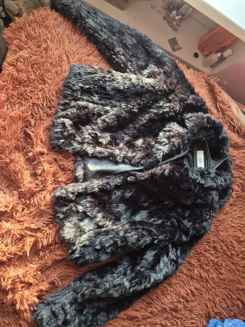 Верхняя демисезонная одежда S-M - Верхняя одежда (Одежда) в Хабаровск