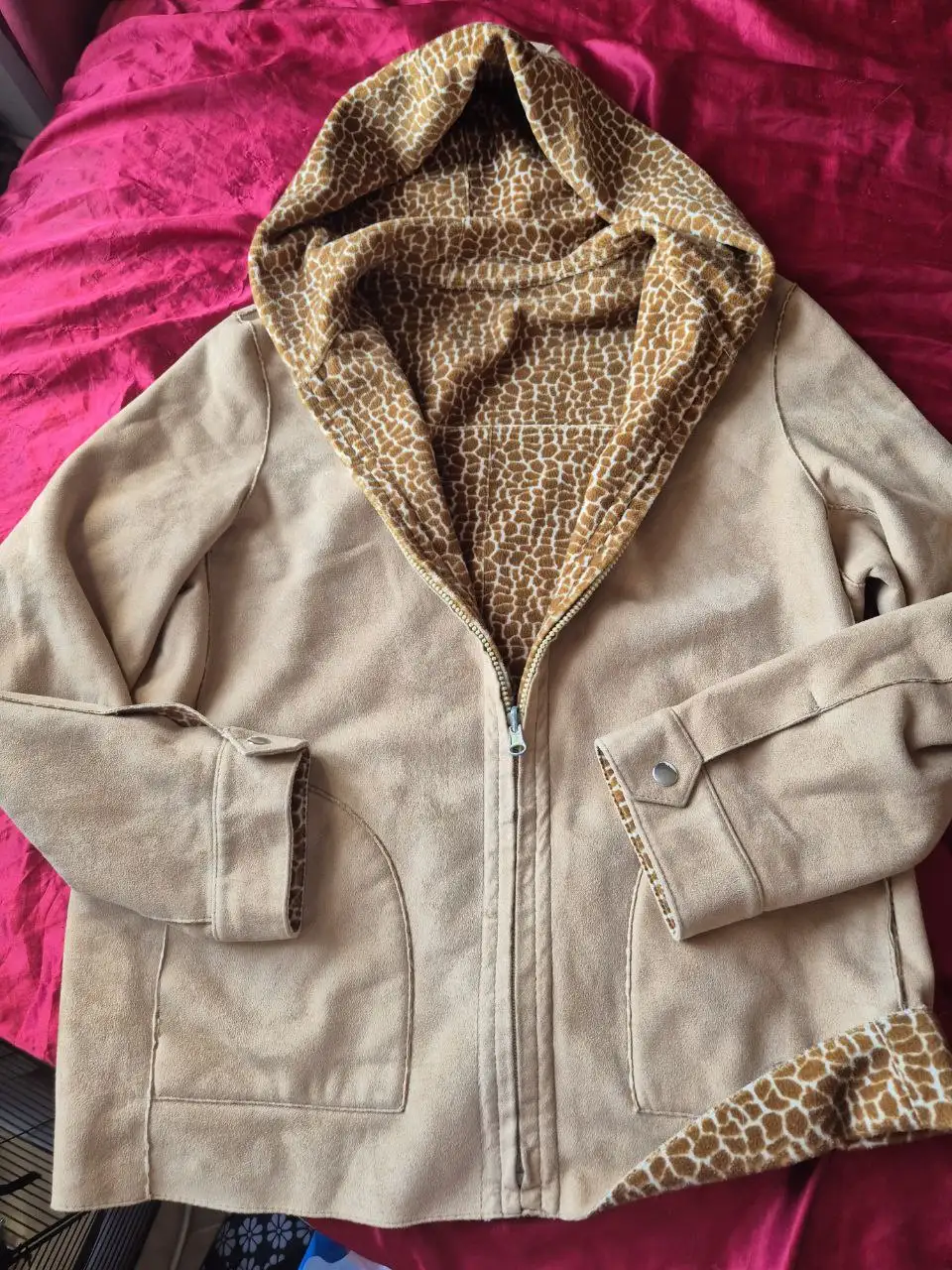 Верхняя демисезонная одежда S-M - Верхняя одежда (Одежда) в Хабаровск