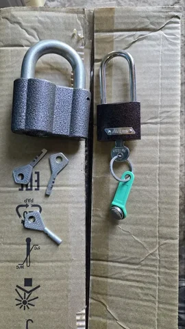 Продажа навесных замков - Детские товары в Хабаровск