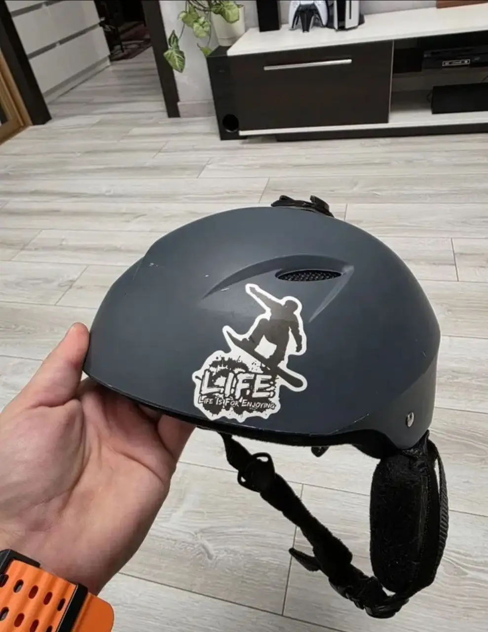 Продам шлем горнолыжный Termit размер XL - Горнолыжное снаряжение (Хобби и отдых) в Хабаровск