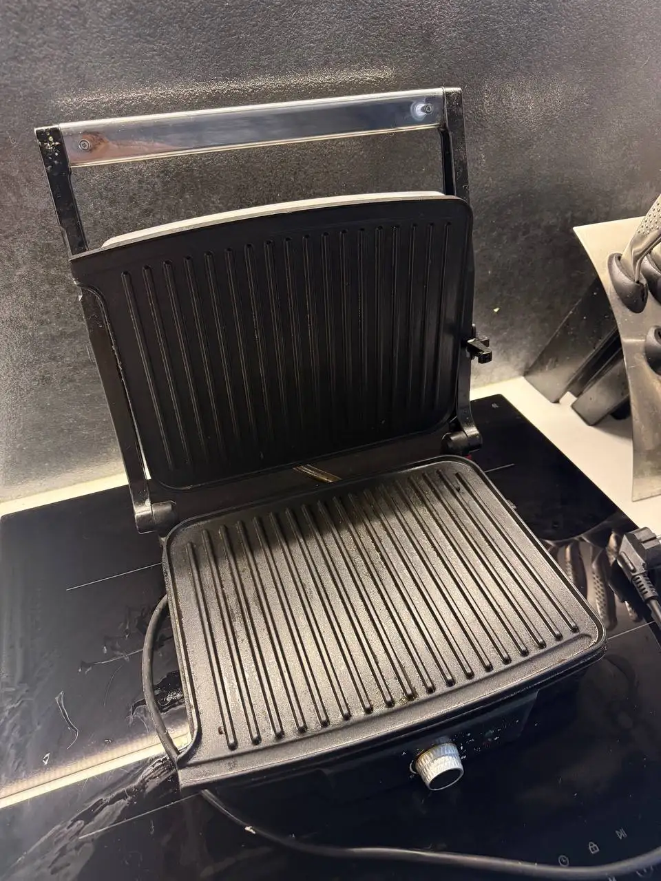 Гриль GFgril GF-065 с антипригарным покрытием - Кухонная техника (Барахолка) в Хабаровск