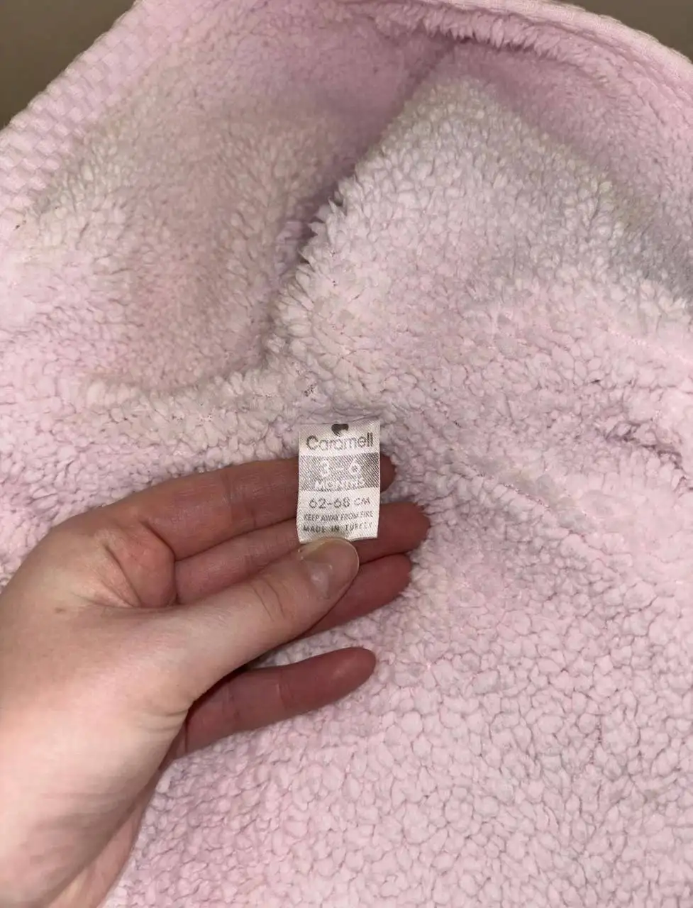 Утепленный детский костюмчик Caramell + ботики для малышей - Детская одежда (Товары для детей) в Хабаровск