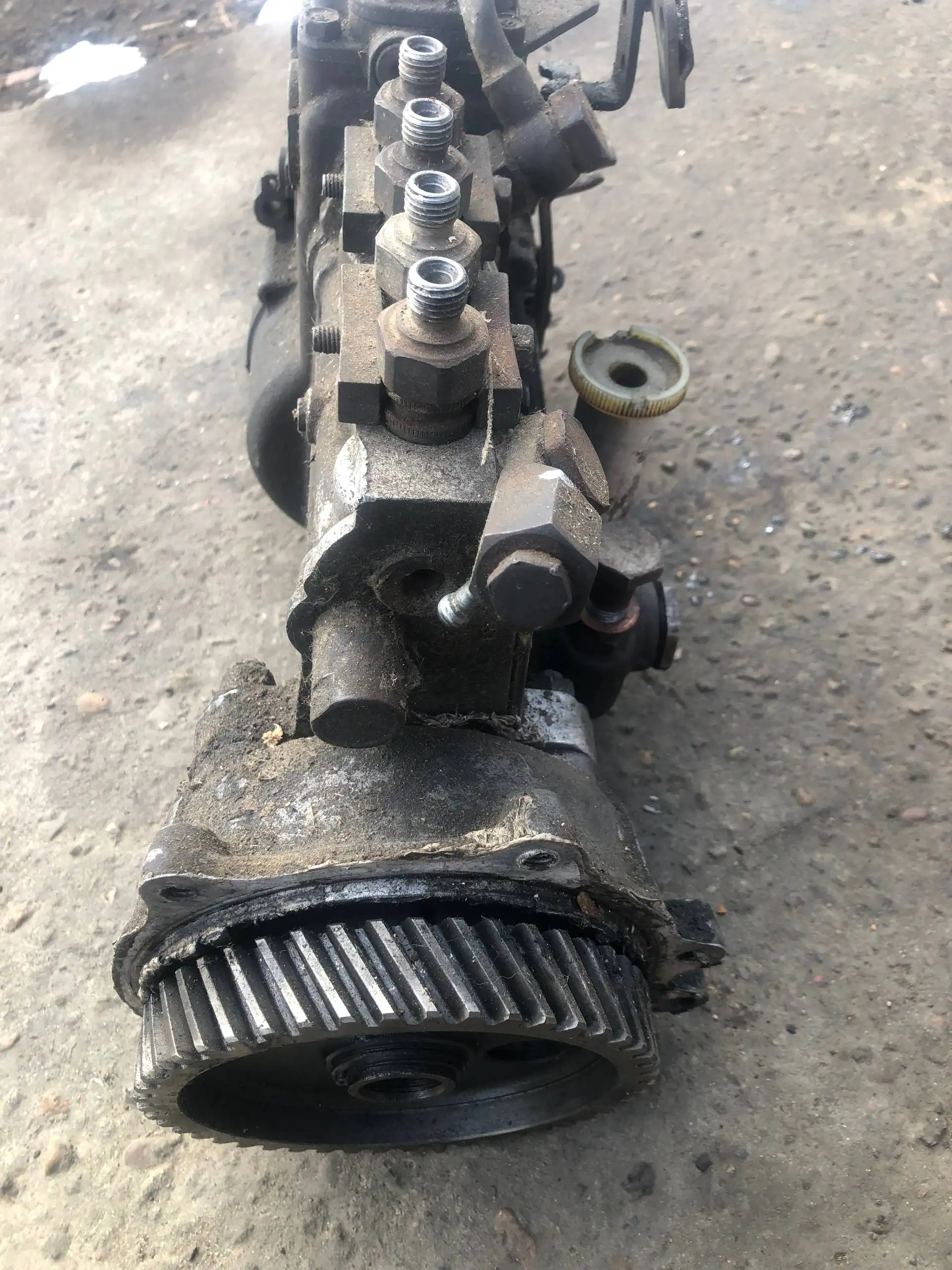 Продам ТНВД с информацией на шильде - ТНВД (топливный насос высокого давления) (Запчасти) в Хабаровск