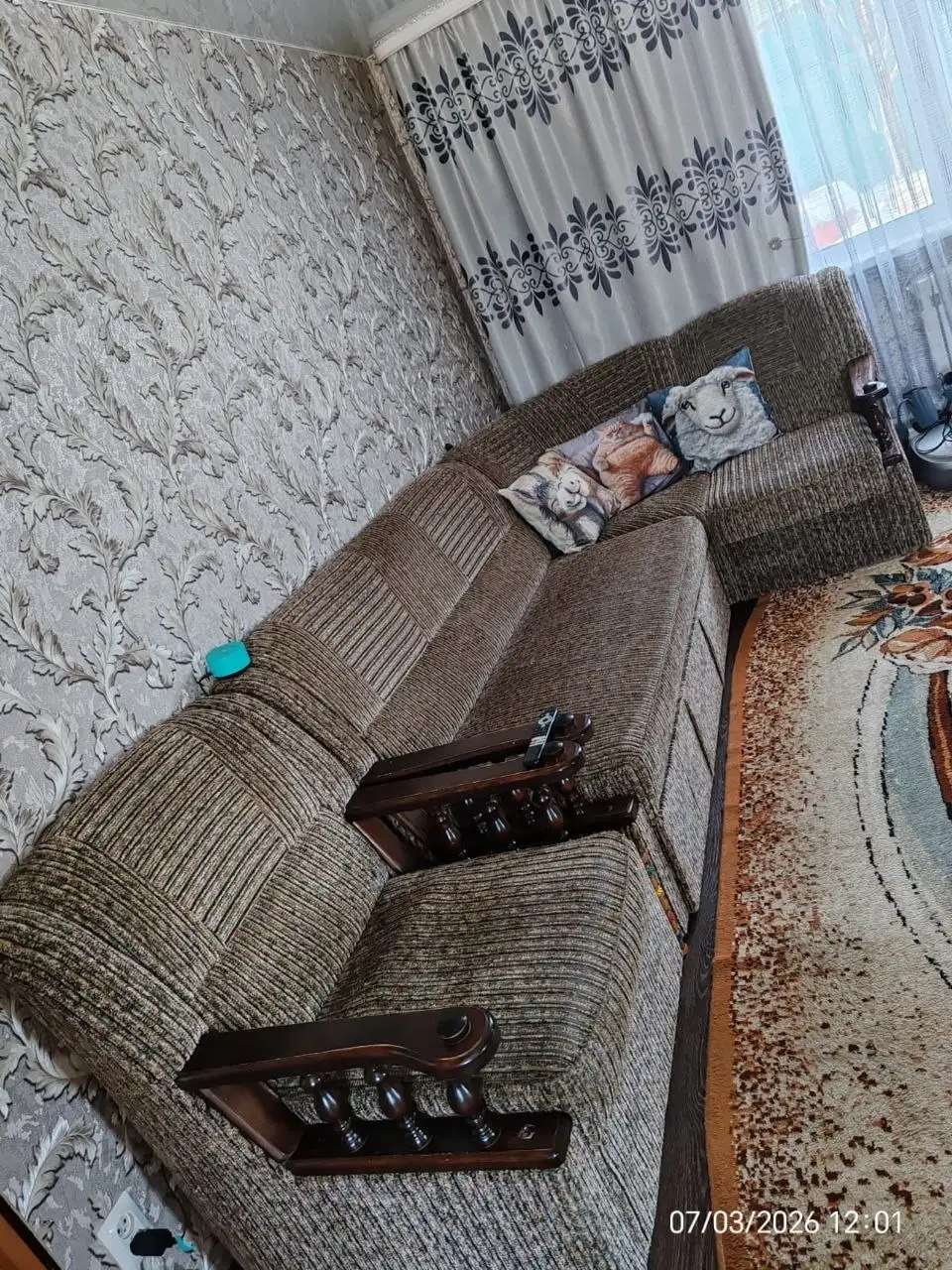 Диван с креслом - Мебель (Для дома и дачи) в Хабаровск