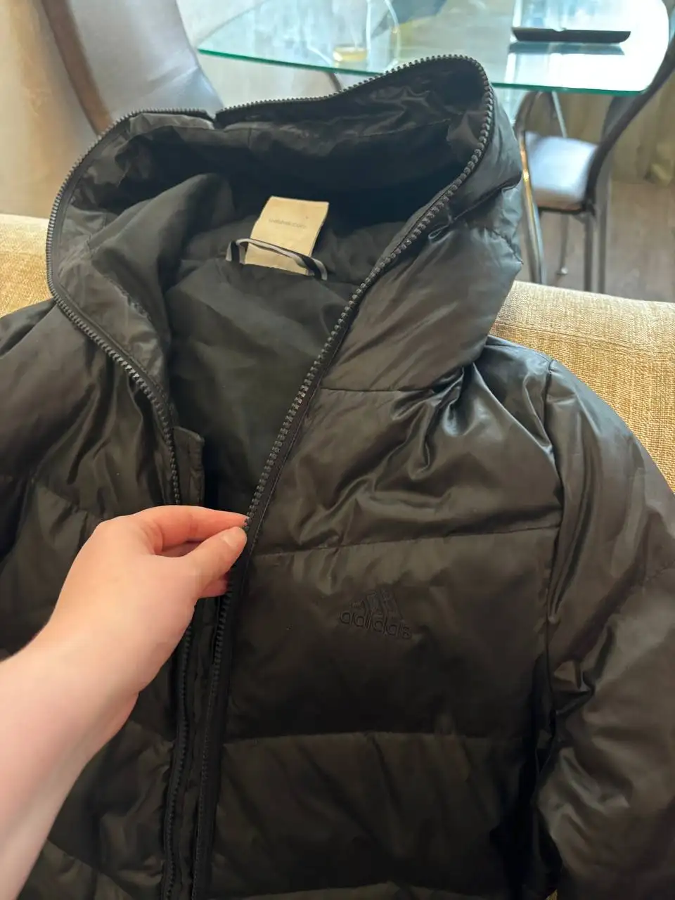 Куртка женская Адидас оригинал тонкая размер XS-S - Верхняя одежда (Одежда) в Хабаровск