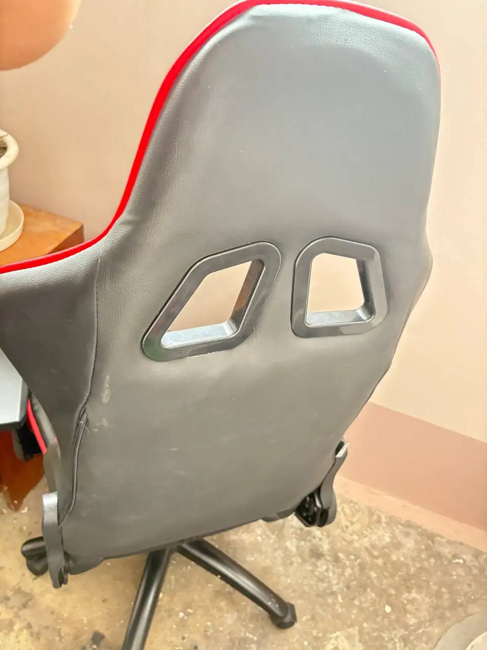 Продам одежду разных цветов - Одежда в Хабаровск