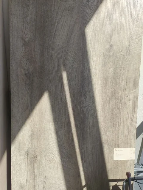 Две столешницы и отрезок дуба - Столешницы в Хабаровск