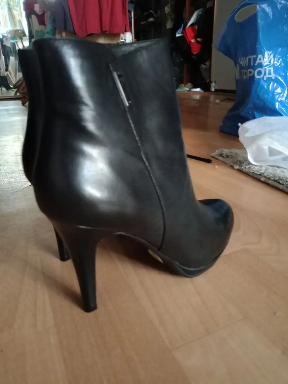 Натуральная кожа 39 размера новые - Одежда (Барахолка) в Хабаровск