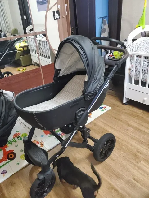 Продам коляску зима-лето и кроватку для новорожденных - Детская одежда и аксессуары в Хабаровск
