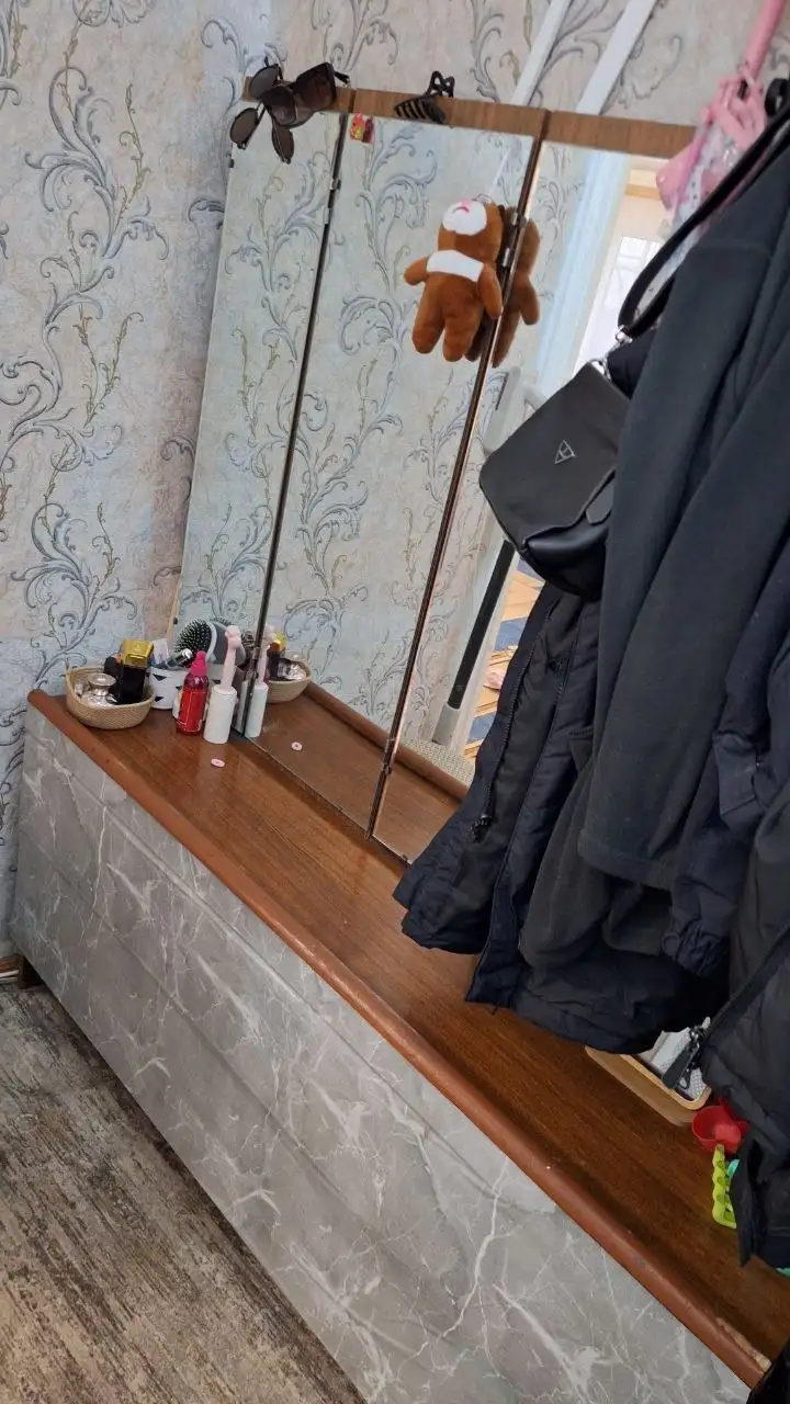 Тумба в прихожую бесплатно - Мебель (Барахолка) в Хабаровск