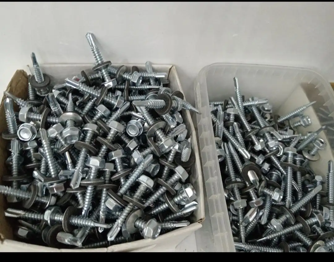 Саморезы кровельные - Крепежные изделия (Запчасти) в Хабаровск