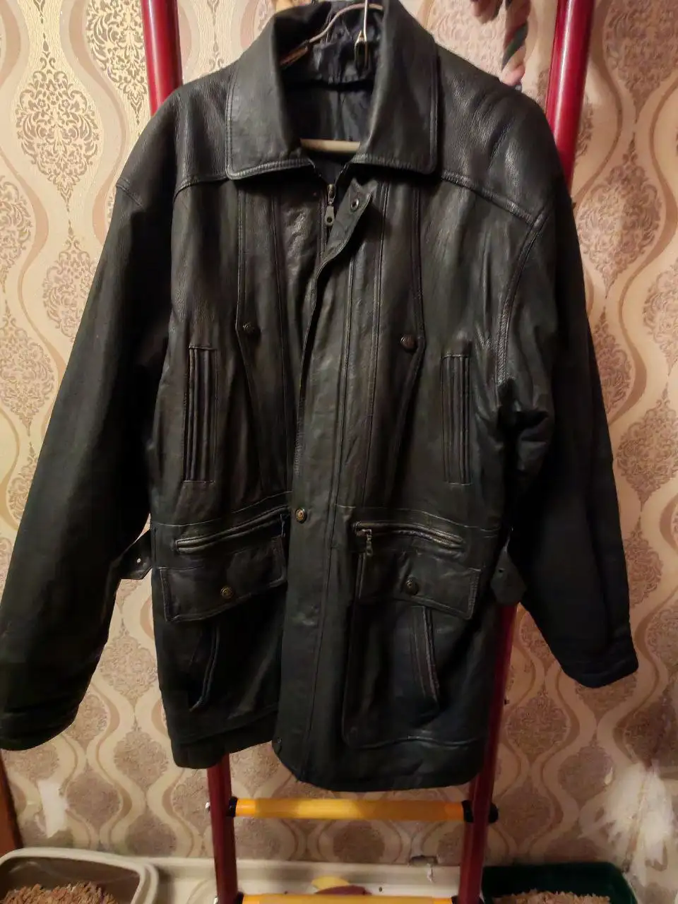 Продам старый кожаный плащ - Верхняя одежда (Одежда) в Хабаровск