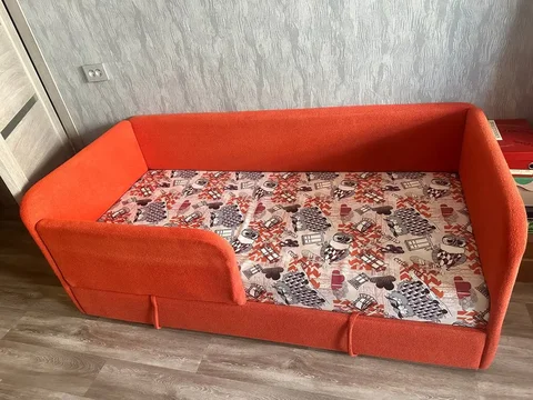Детский диван с выдвижным ящиком - Для дома и дачи в Хабаровск