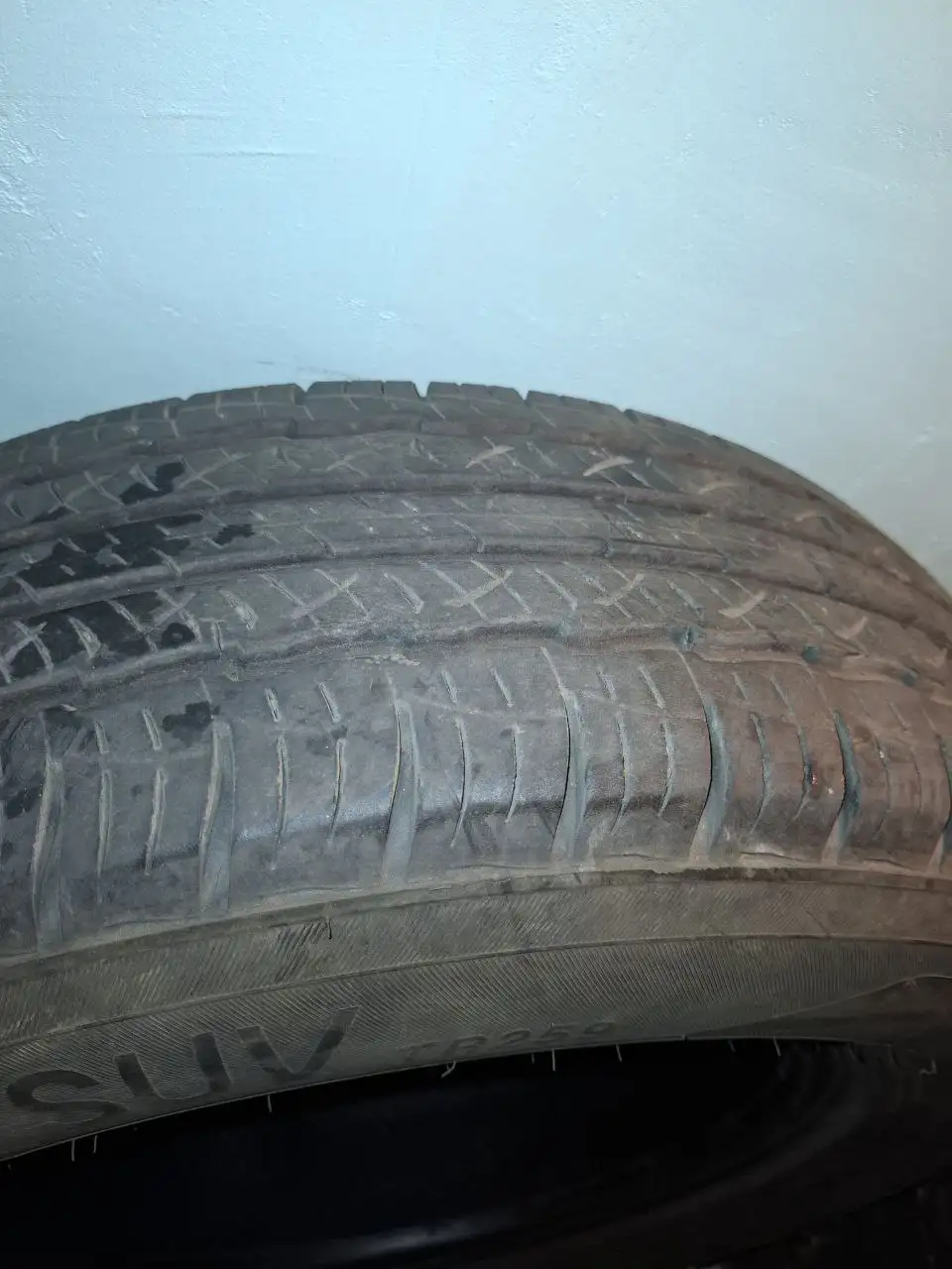 Продам резину летнюю - Шины (Авто) в Хабаровск