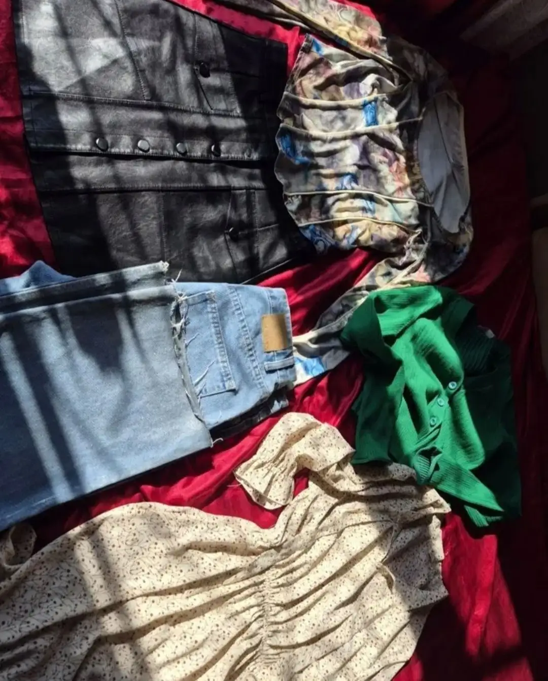 Продам пакетом вещи для девушки XL-XXL - Одежда в Хабаровск