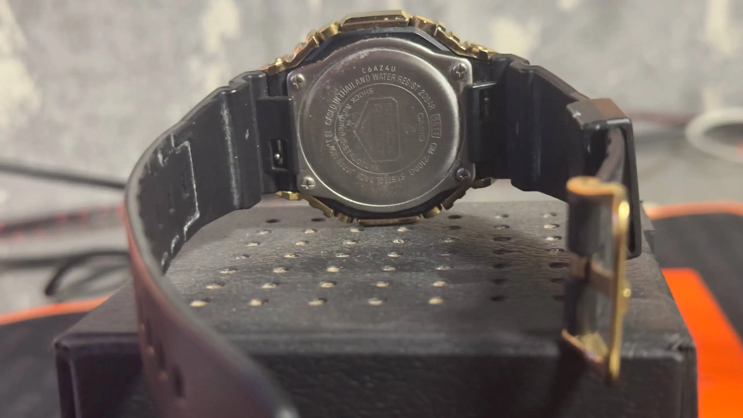 Продам Casio G-SHOCK GM-2100G (золотистые) - Наручные часы (Хобби и отдых) в Хабаровск