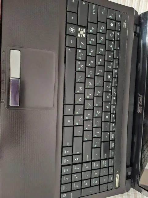 Asus ноутбук рабочий или на запчасти - Светильники в Хабаровск