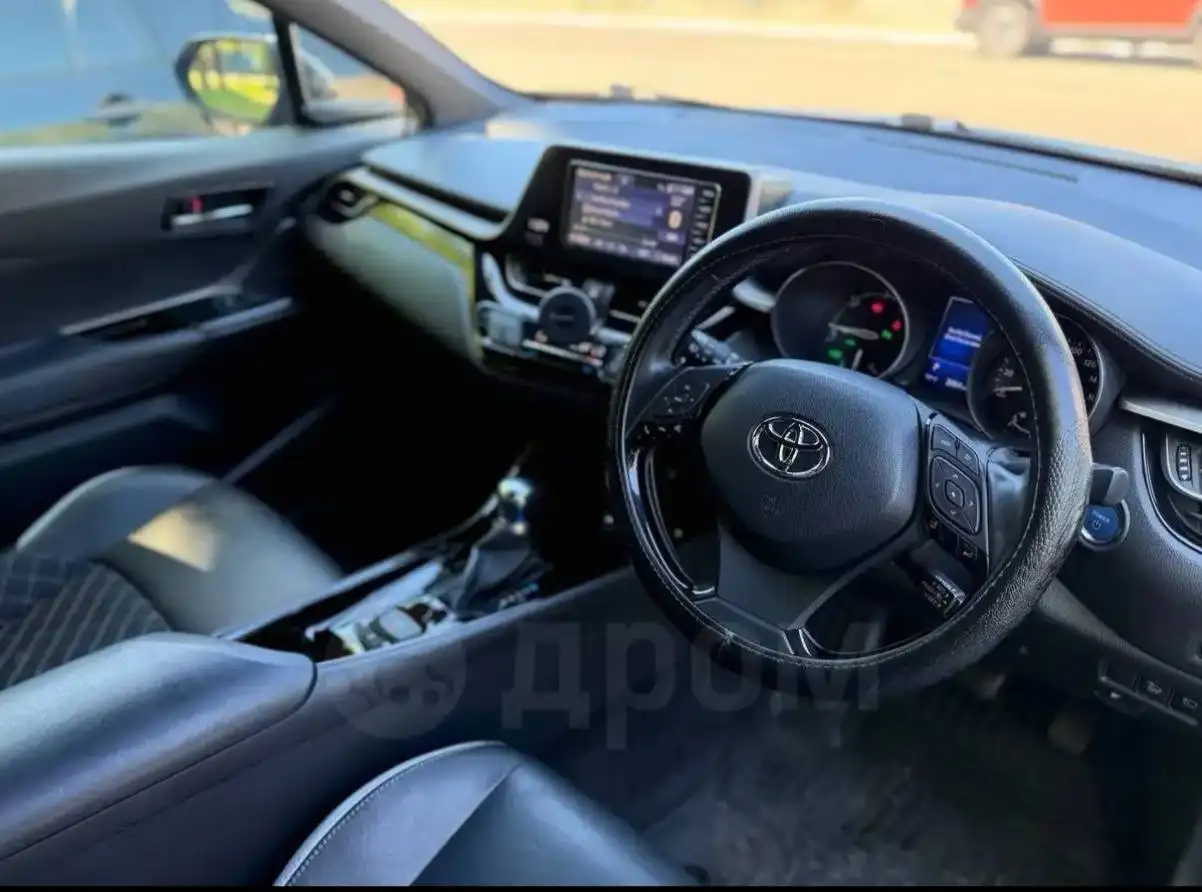 Продам CH-R 1.8 гибрид G Mode-Nero - Toyota (Авто) в Хабаровск