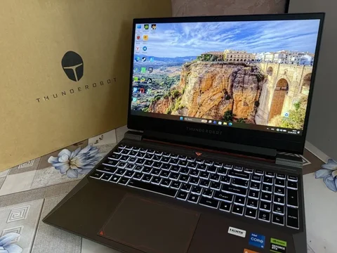 Продам игровой ноутбук 911 x Wild Hunter G2 pro - Аудиотехника в Хабаровск