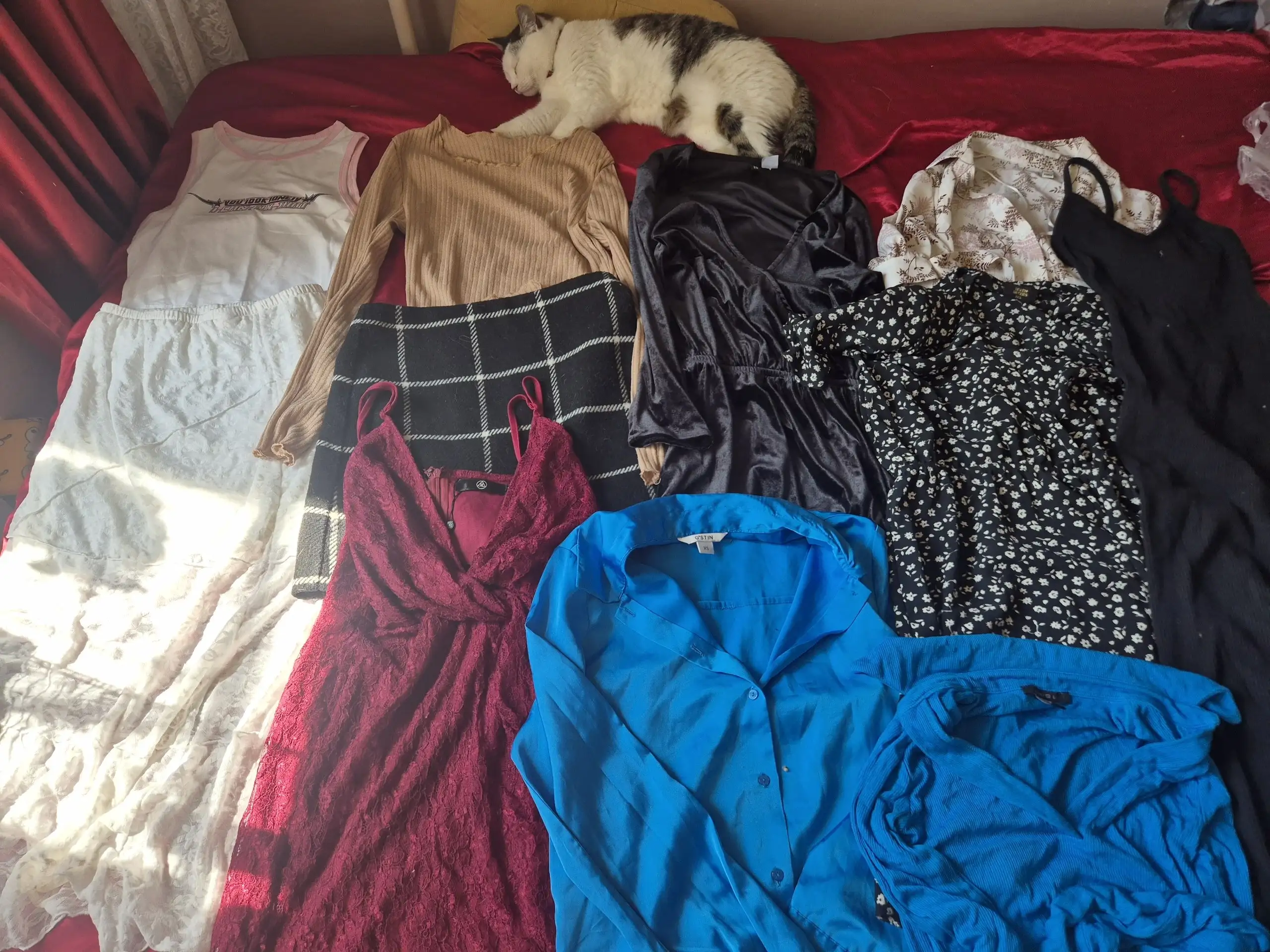 Продам детские вещи XS размер пакетом - Товары для детей в Хабаровск