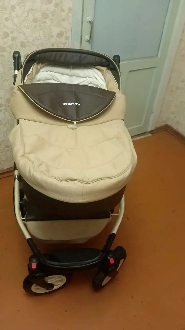 Продам коляску 2в1 - Коляски (Товары для детей) в Хабаровск