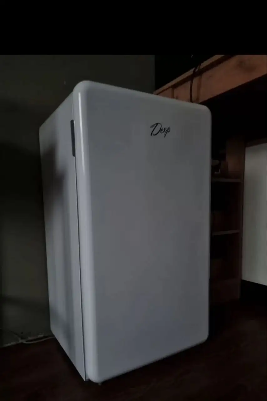 Холодильник DEXP RF-SD090RMA/W - Техника для кухни (Барахолка) в Хабаровск