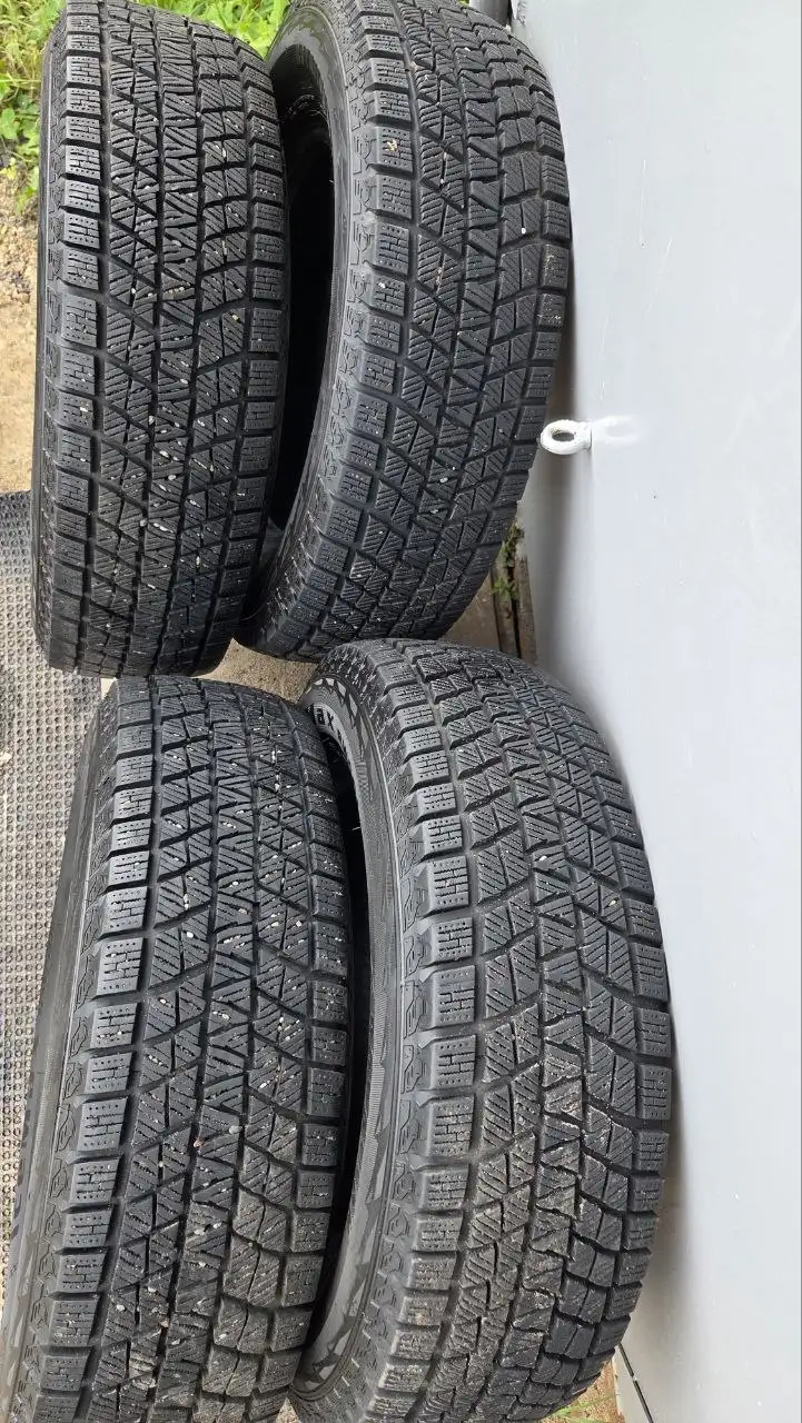 Зимние шины KAPSEN RW501 185/70R14 б/у - Шины (Авто) в Хабаровск