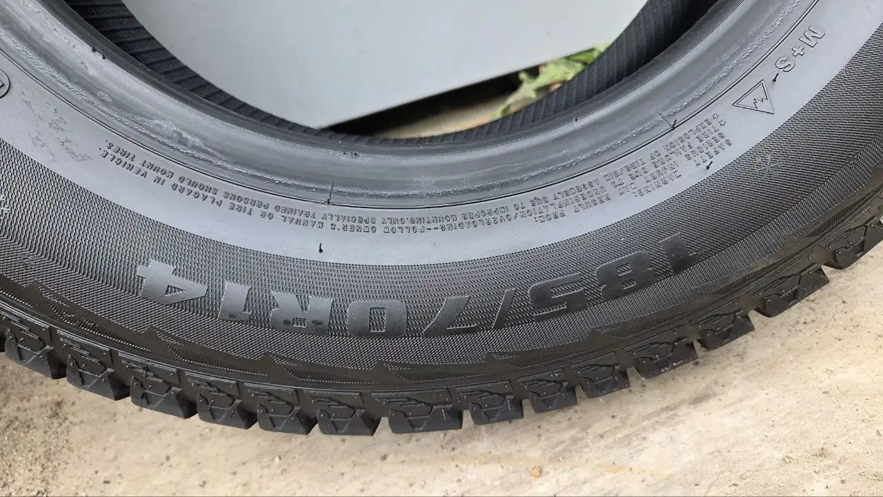 Зимние шины KAPSEN RW501 185/70R14 б/у - Шины (Авто) в Хабаровск
