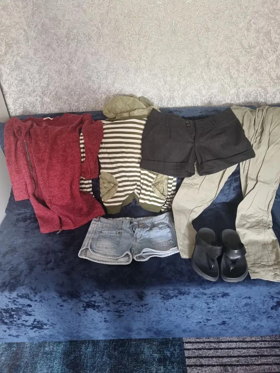 Продам шорты, шльоне и шлепки - Барахолка в Хабаровск